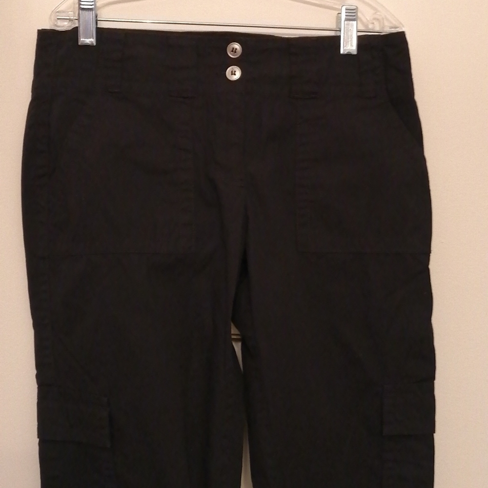 NWOT Josephine, ladies Capri,size 4 Petite